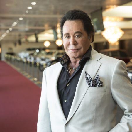 Wayne Newton Comes Back to Flamingo Casino After 58-Year Disappearance