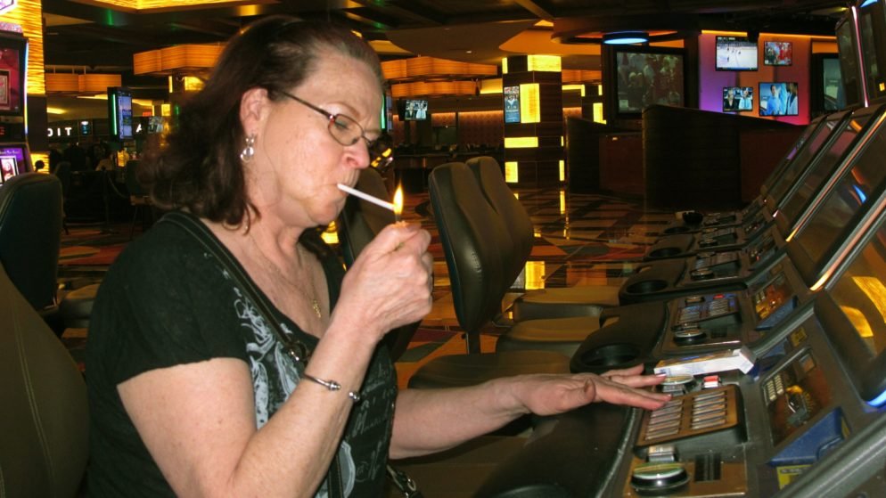 Poll Finds that New Jersey Casino Smoking Ban is Welcome