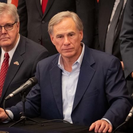 Texas Governor Greg Abbott Plays New Tune Regarding Casino Expansions Ahead of Elections