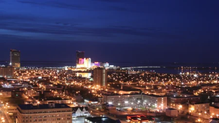 New Jersey Online Gambling Soars while Traditional Casinos Struggle